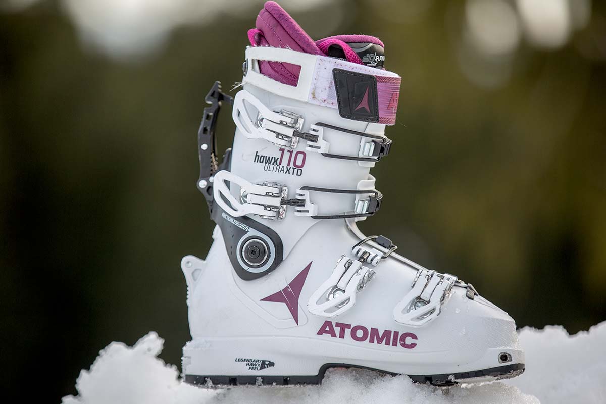 Backcountry ski boots (women's Atomic Hawx Ultra XTD 110)