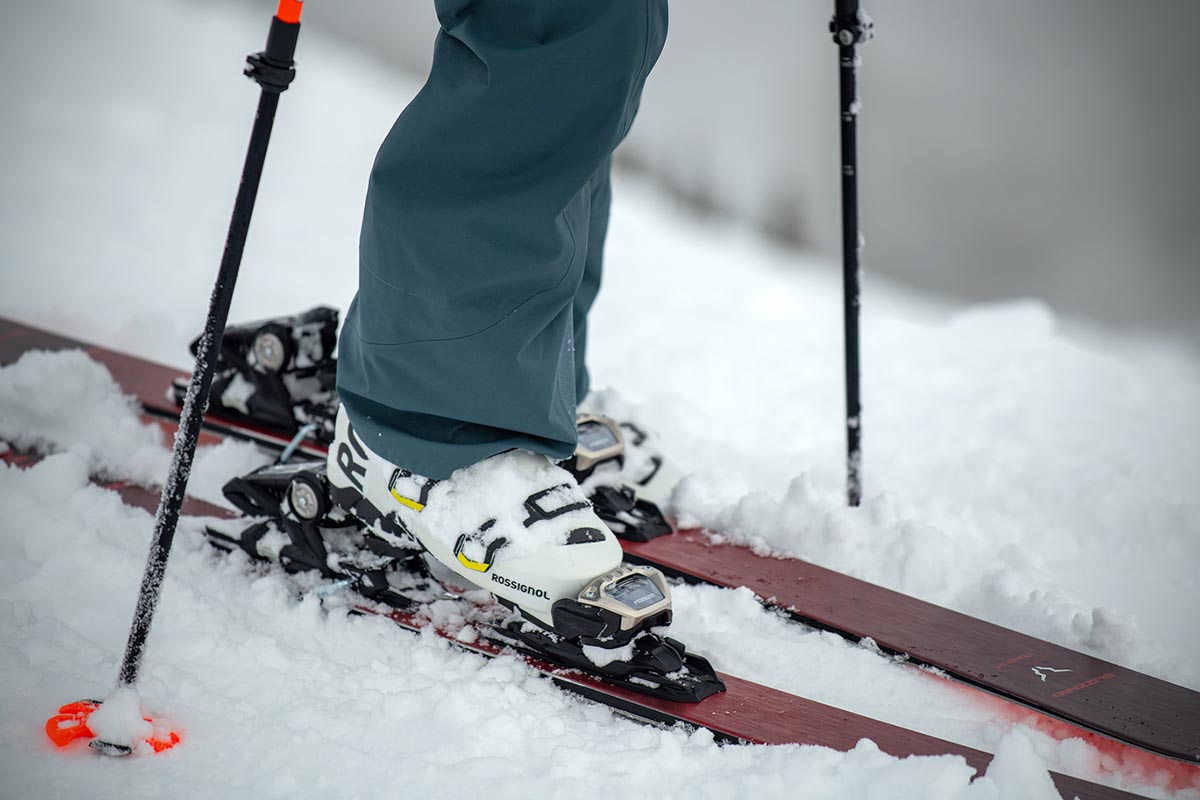 All-mountain skis (stepping into binding)