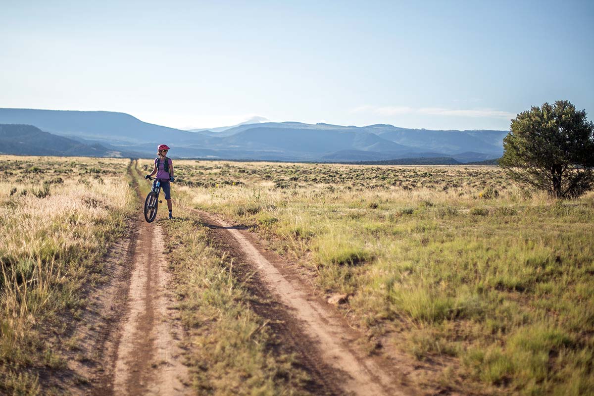 Bikepacking (dirt road leading to Moab)