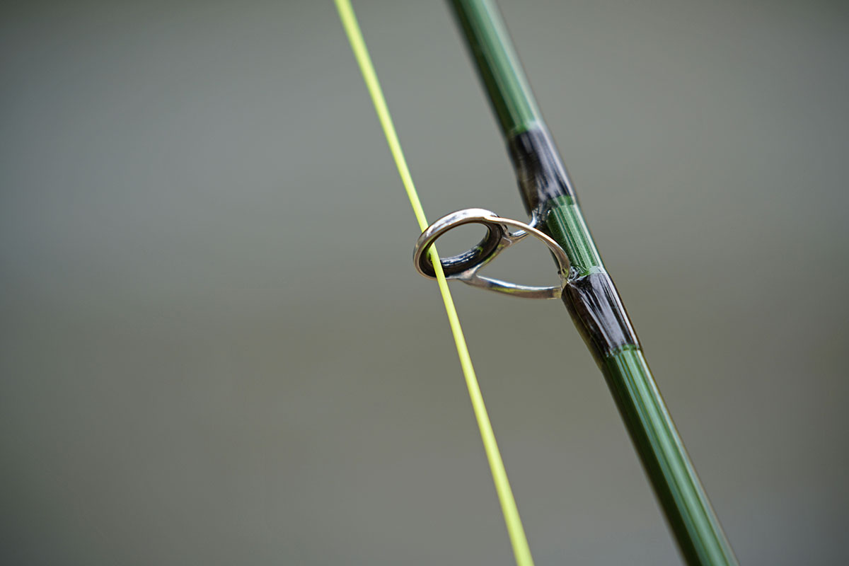 Fly rod guide