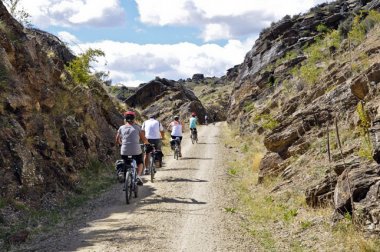 Rail Trail between Lauder and Oturehua | Credit: David Wilkinson | Otago Rail Trail