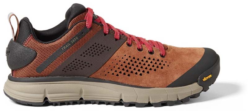 trail hiking shoes