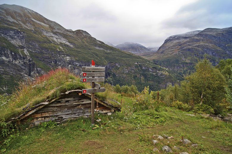 Hiking Signs in Norway