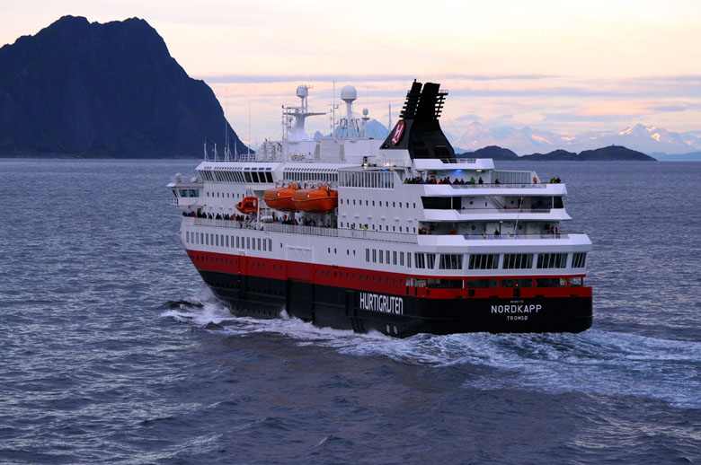 ferry bodo lofoten