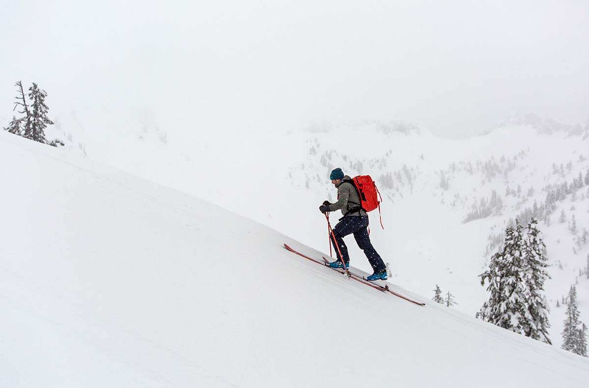 Salomon SLab MTN (skinning up)