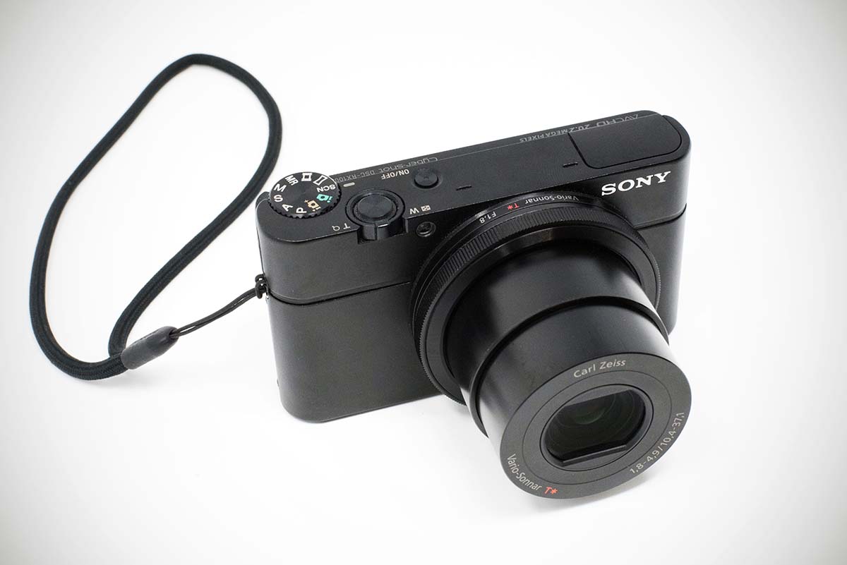 Small travel camera