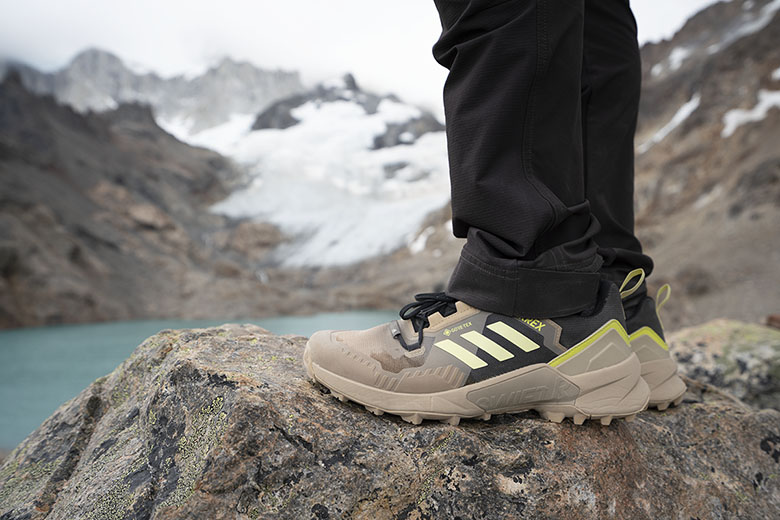 Fecha roja Morgue Automatización Adidas Terrex Swift R3 GTX Hiking Shoe Review | Switchback Travel