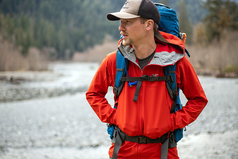 Arc'teryx Blue Windbreakers for Men