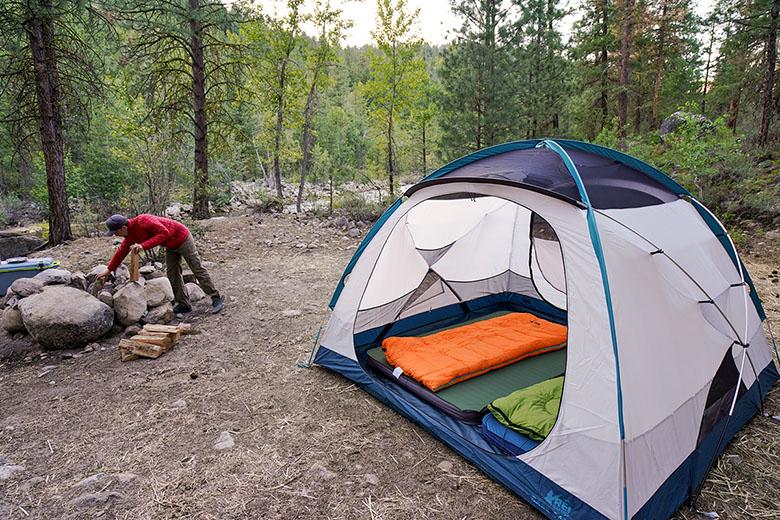 Camping tent (REI Co-op Base Camp 6