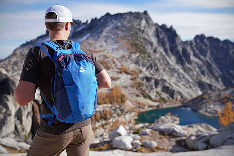 Daypack for hiking (Deuter Speed Lite in Enchantments Wilderness)