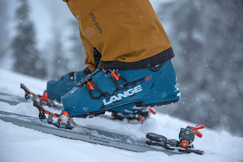 Lange XT3 ski boot (skinning with tech bindings)