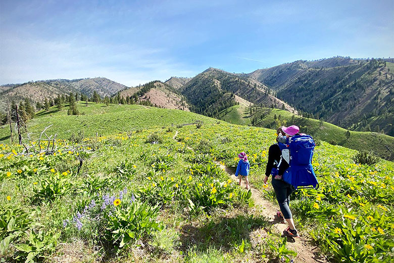 osprey hiking child carrier