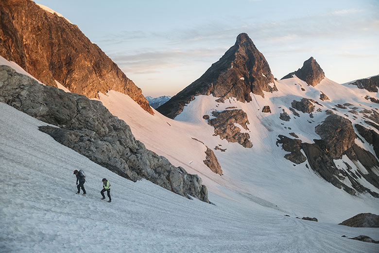 Walking up the Neve Glacier (North Cascades High Route)