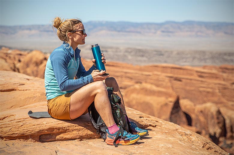 The 14 Best Hiking Water Bottles for Lightweight Hydration in 2022:  Nalgene, Hydro Flask, Platypus