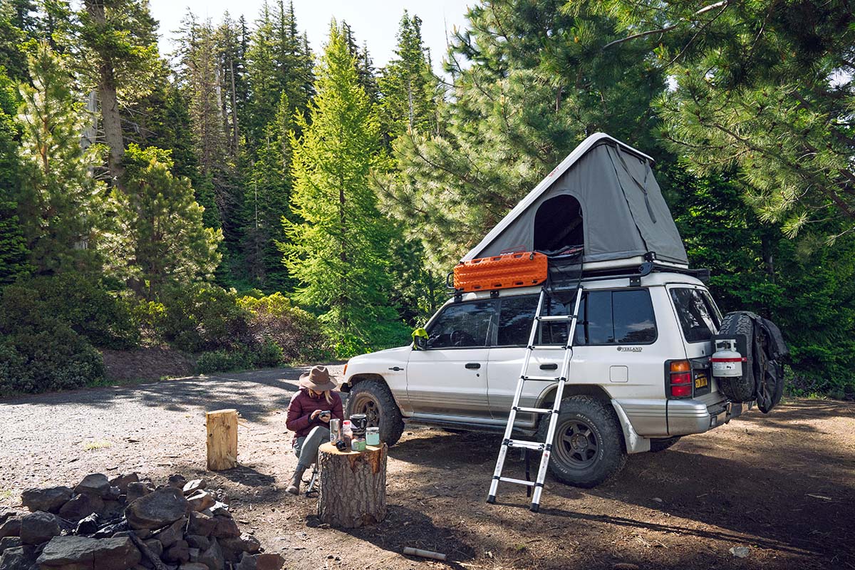 Roofnest Sparrow Eye set up in forest camp