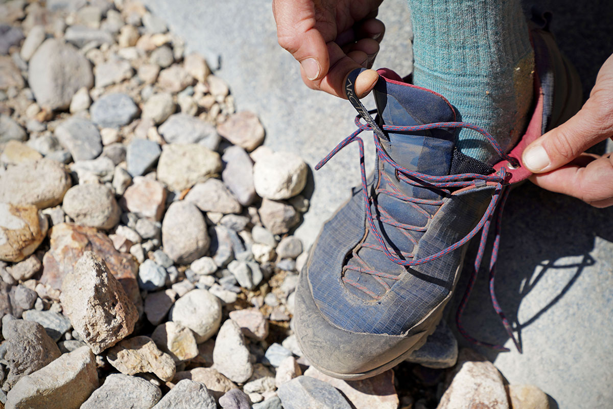 Approach shoe (Arc'teryx Konseal FL mesh upper)