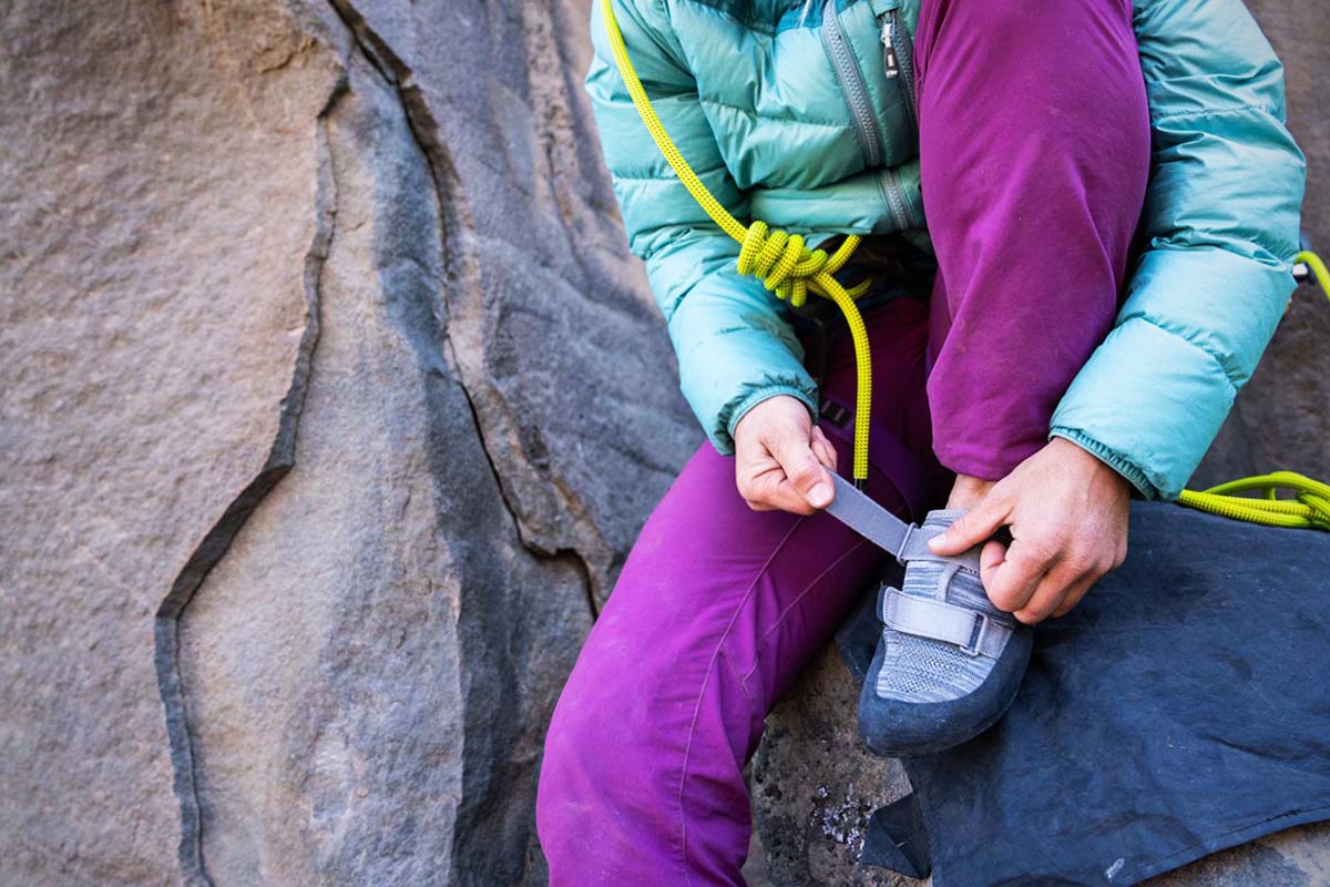 Rock climbing shoes (Velcro closure)