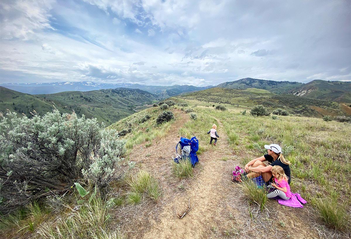 Baby Carrier Packs (family scene at trail)