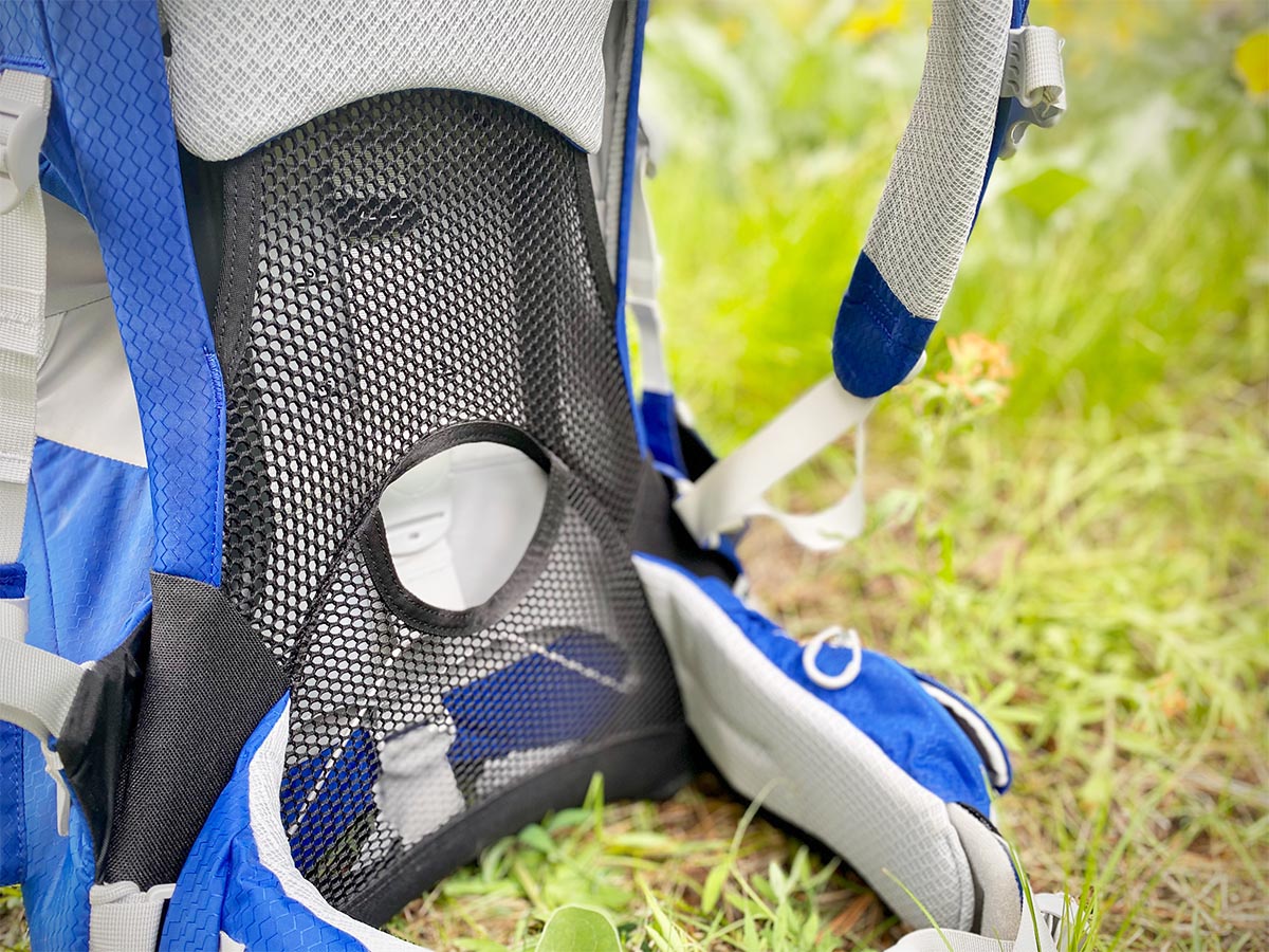 Baby carrier pack (mesh backpanel detail)