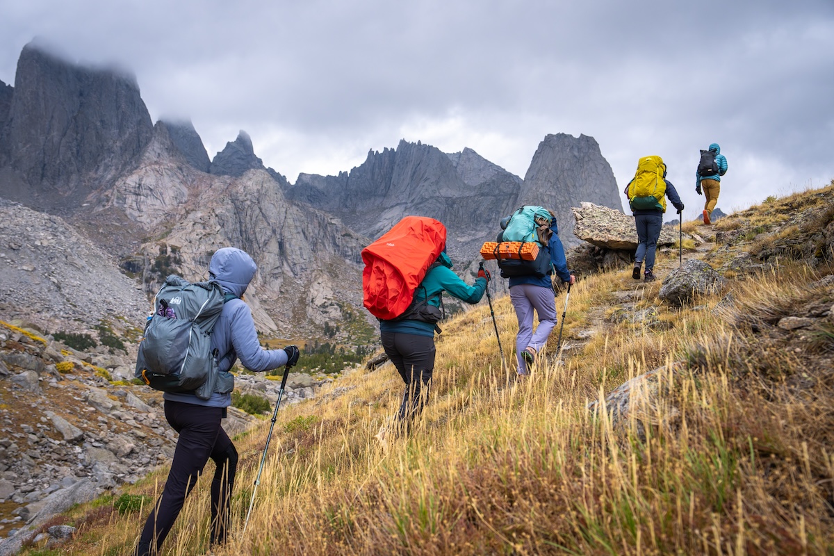 Backpacking Backpacks (Testing packs in the Winds)