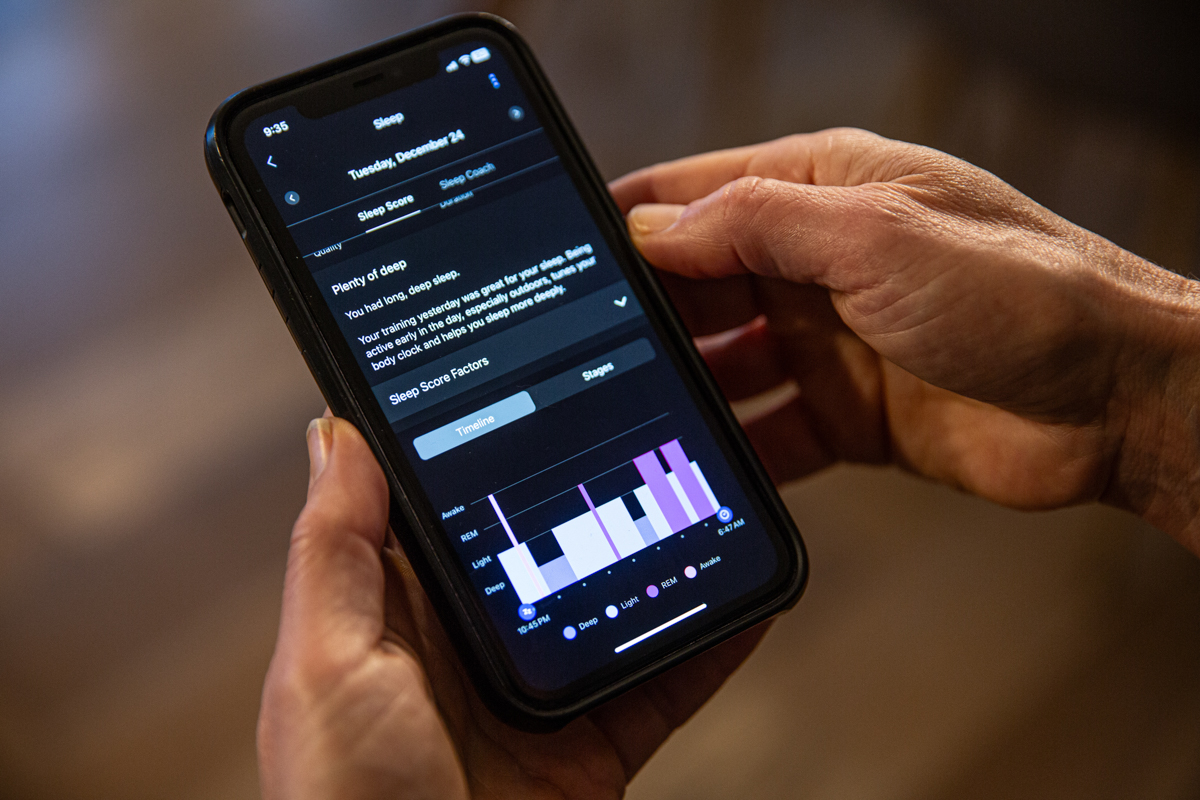 Scrolling through Garmin's sleep tracking on the Garmin iPhone app