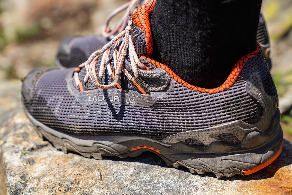 lightweight trail hiking shoes