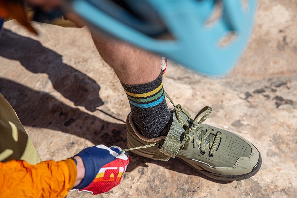 Hiking sock (Swiftwick Flite XT Trail Five mountain biking)
