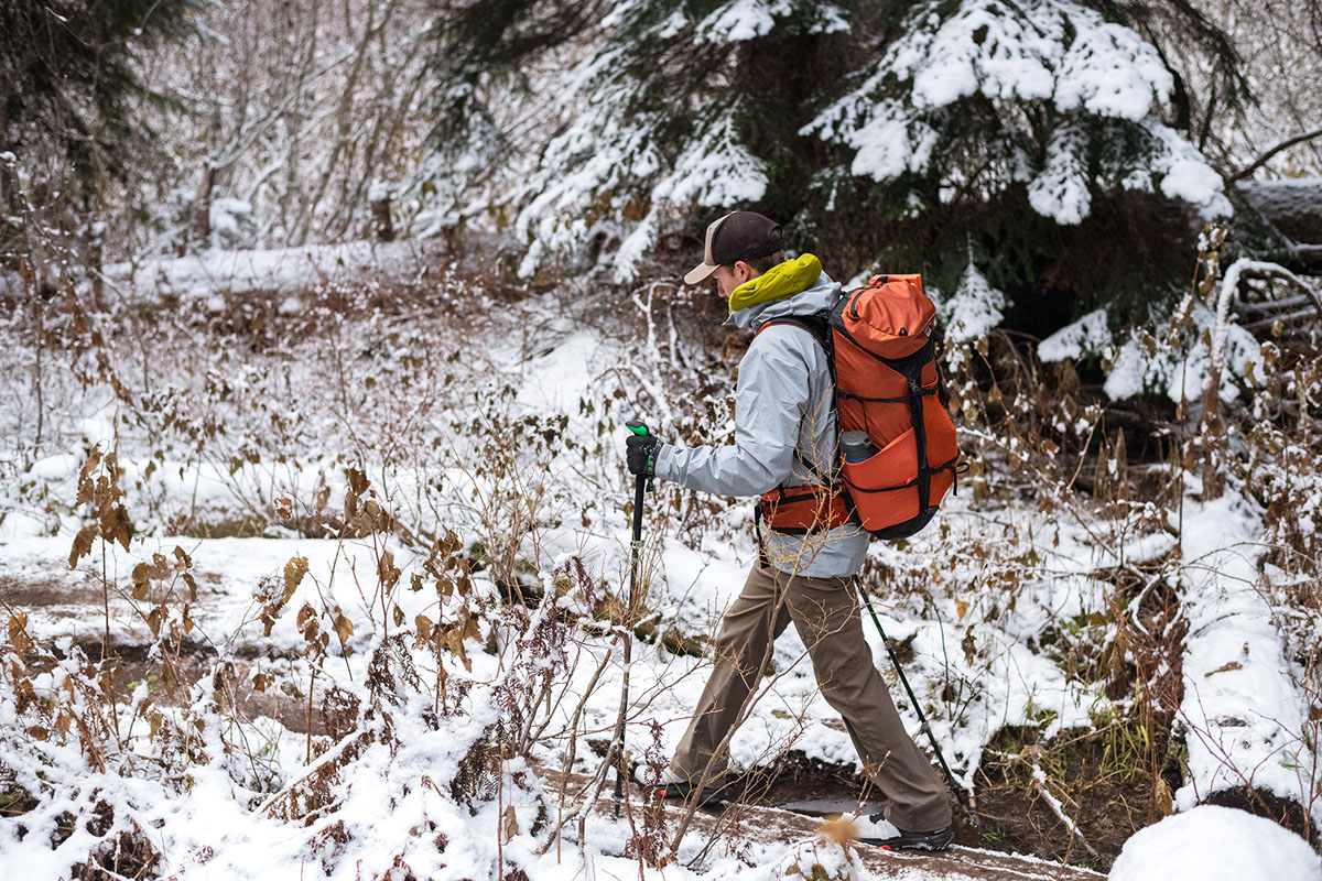 Rain jacket (Arc'teryx Beta LT hiking in wintry conditions)