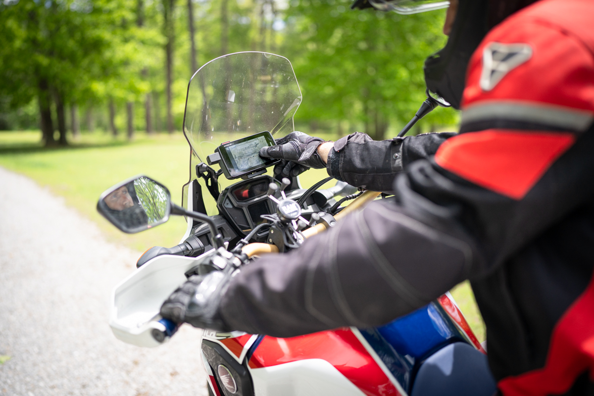 Using the Garmin Montana 700i on a motorcycle trip in TN