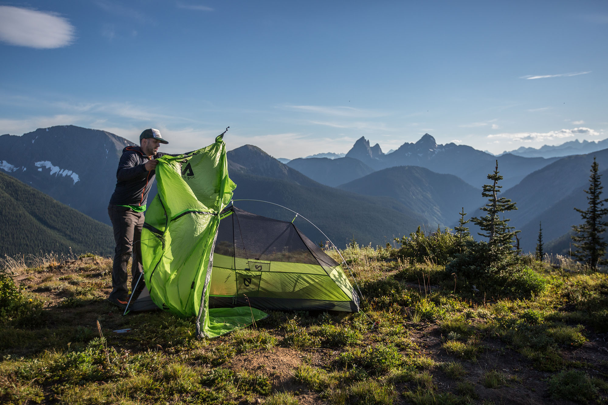 Backpacking tent (setting up the Nemo Hornet 2P)