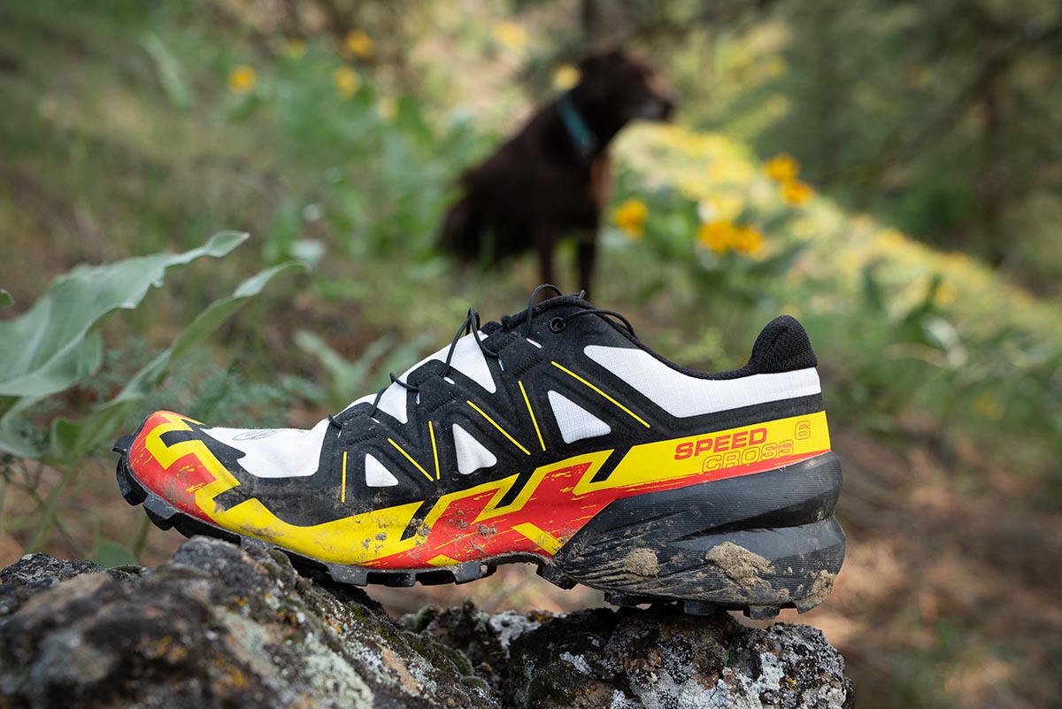 Trail running shoes (Salomon Speedcross 6 side profile)