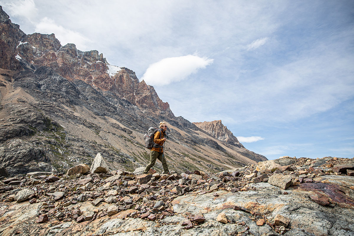 Trekking poles (hiking with one pole)