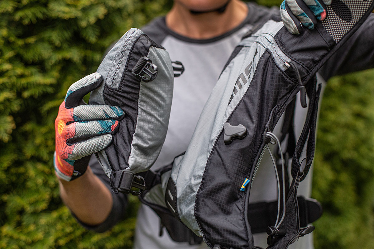 Mountain bike backpack (detachable pocket on USWE Airborne)