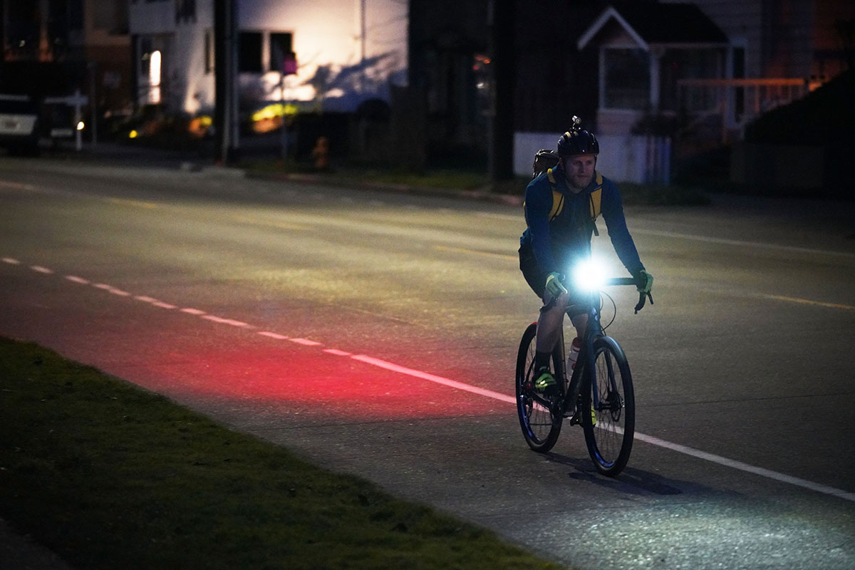 Bike light (road close-up)