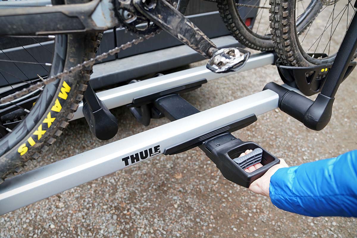 Hitch rack (Thule T2 Pro tilt lever)