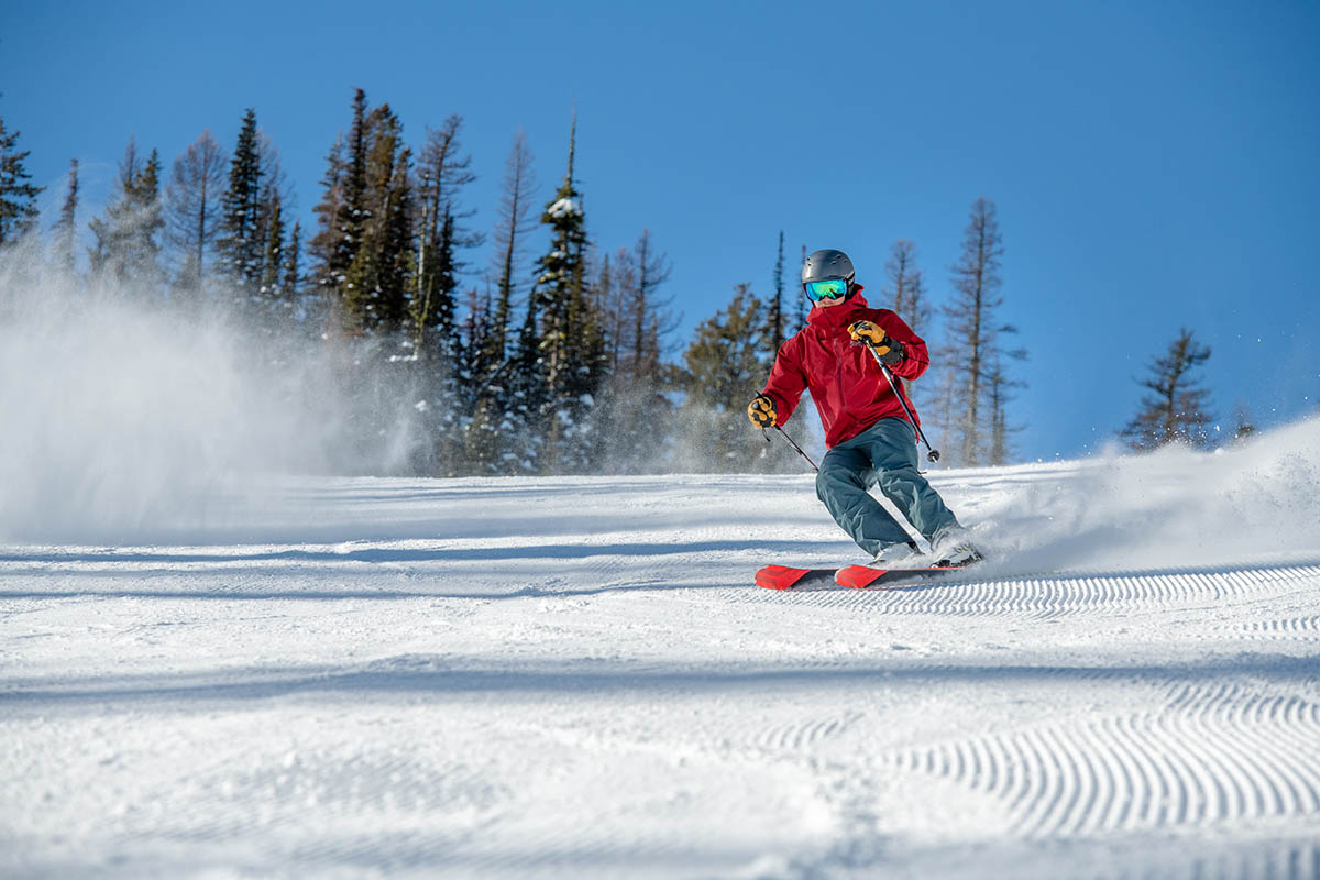 Beginner skis (downhill skiing)