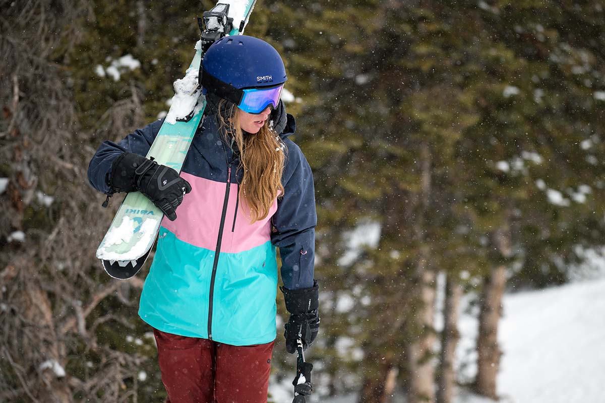 Carrying skis with Flylow jacket