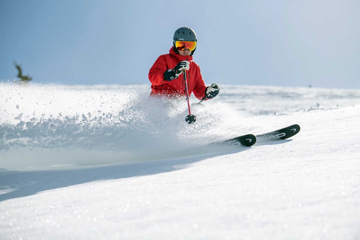 We like skiing. Патагония лыжи. Патагония горнолыжный курорт. Ski Pole. Yellow Ski guy.