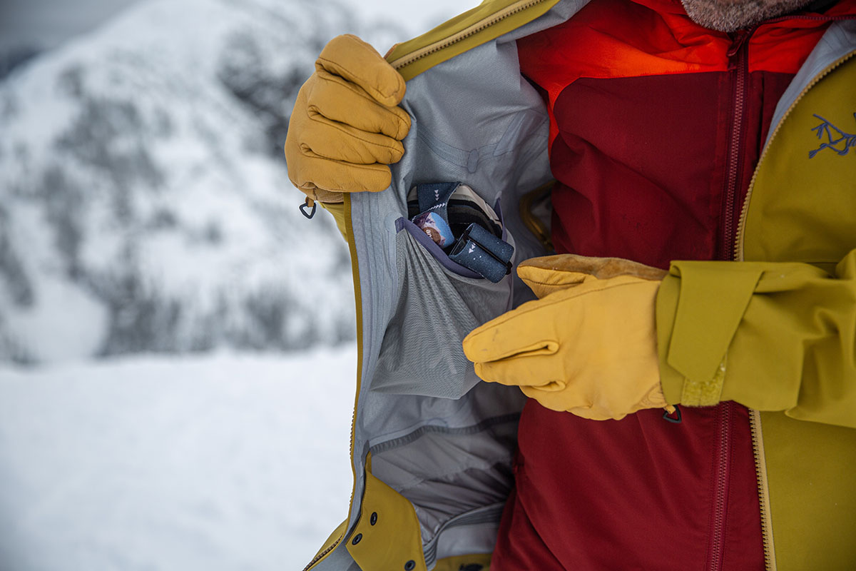 Ski jacket (interior storage on Arc'teryx Sabre)