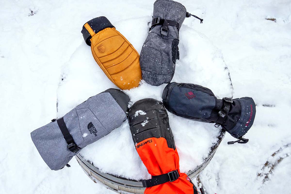 Snowboarding mittens (5 pairs)