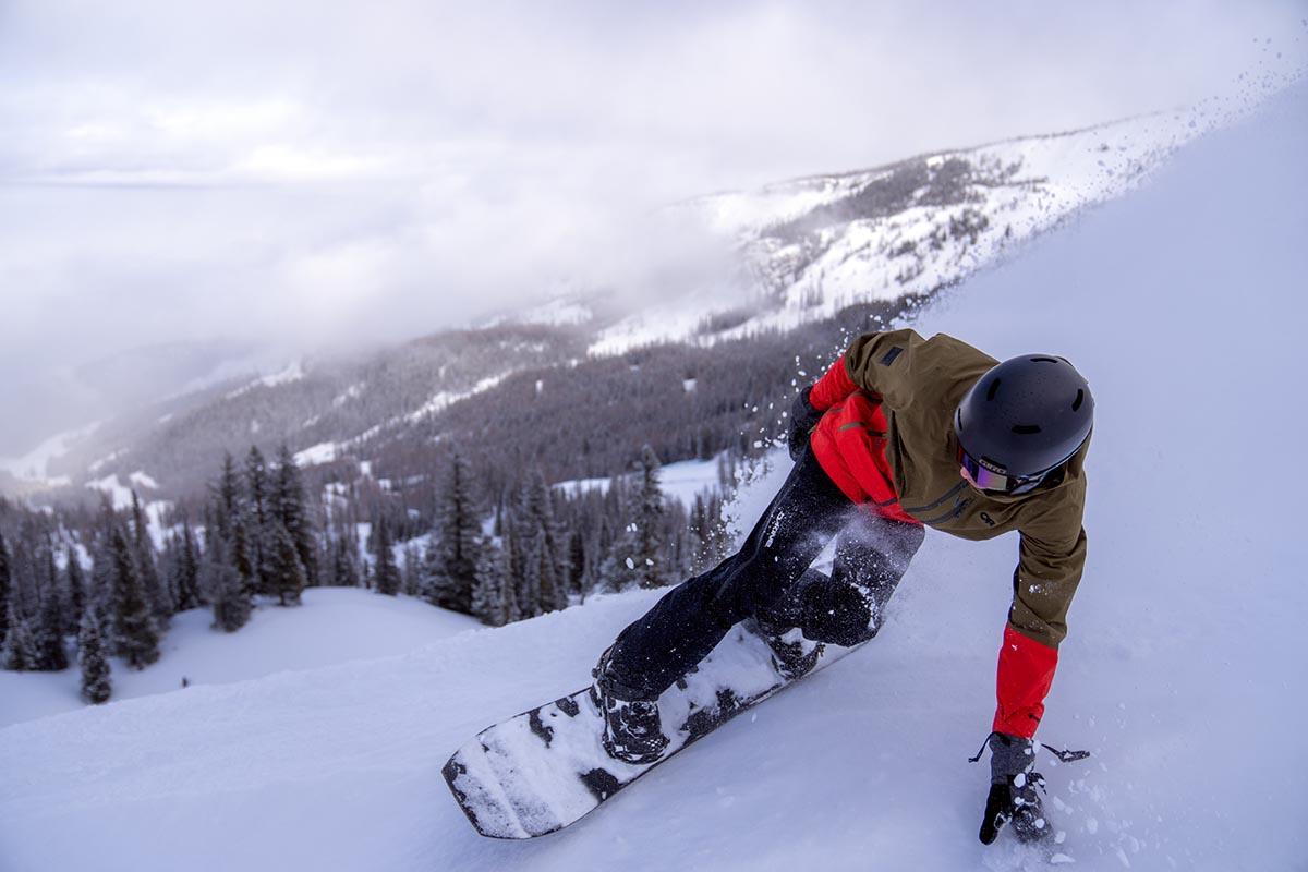 Snowboard helmets (turning while wearing Giro Ledge)