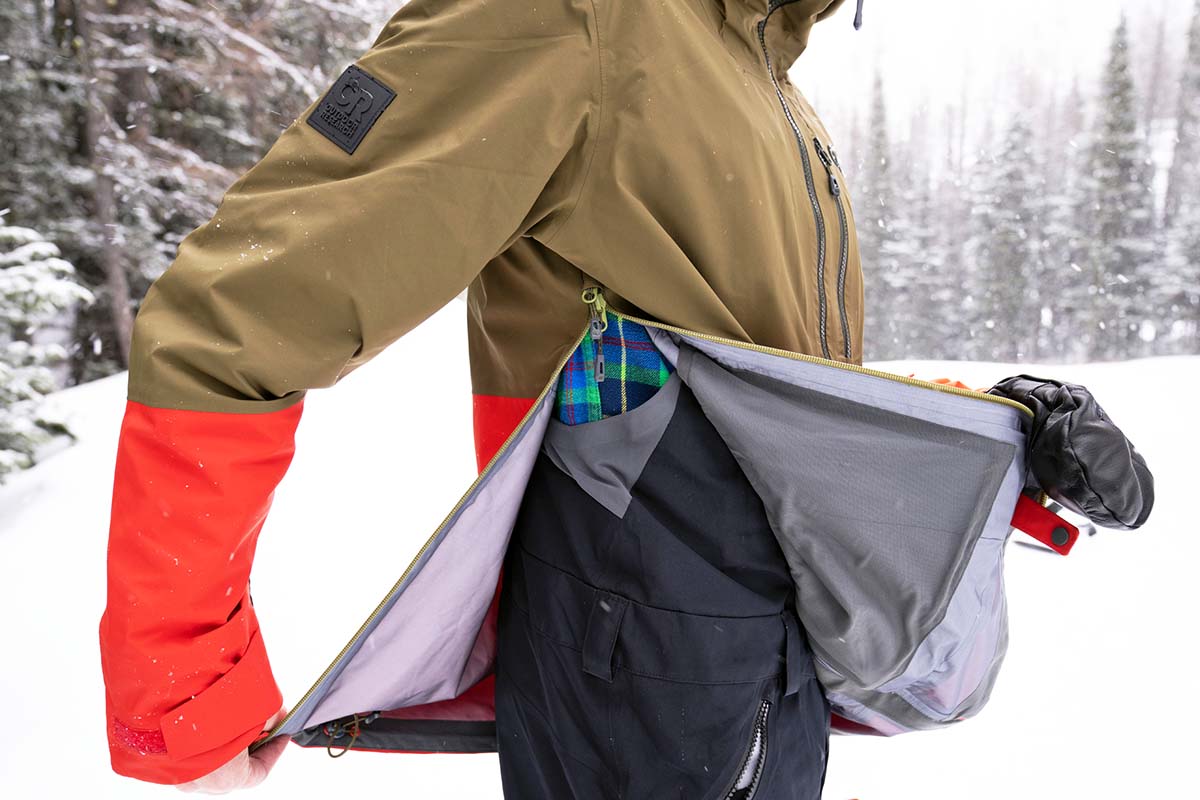 Side vent on Outdoor Research Hemispheres II snow jacket