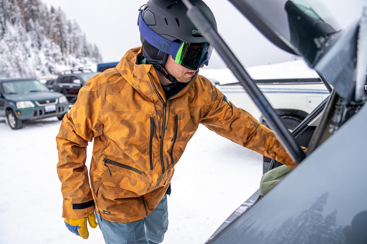Snowboard jackets (wearing Quicksilver Sammy Carlson Stretch in resort lot)