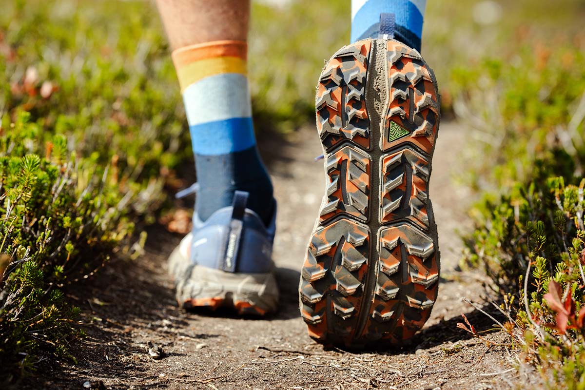 Brooks Cascadia 17 traction (trail running shoe)