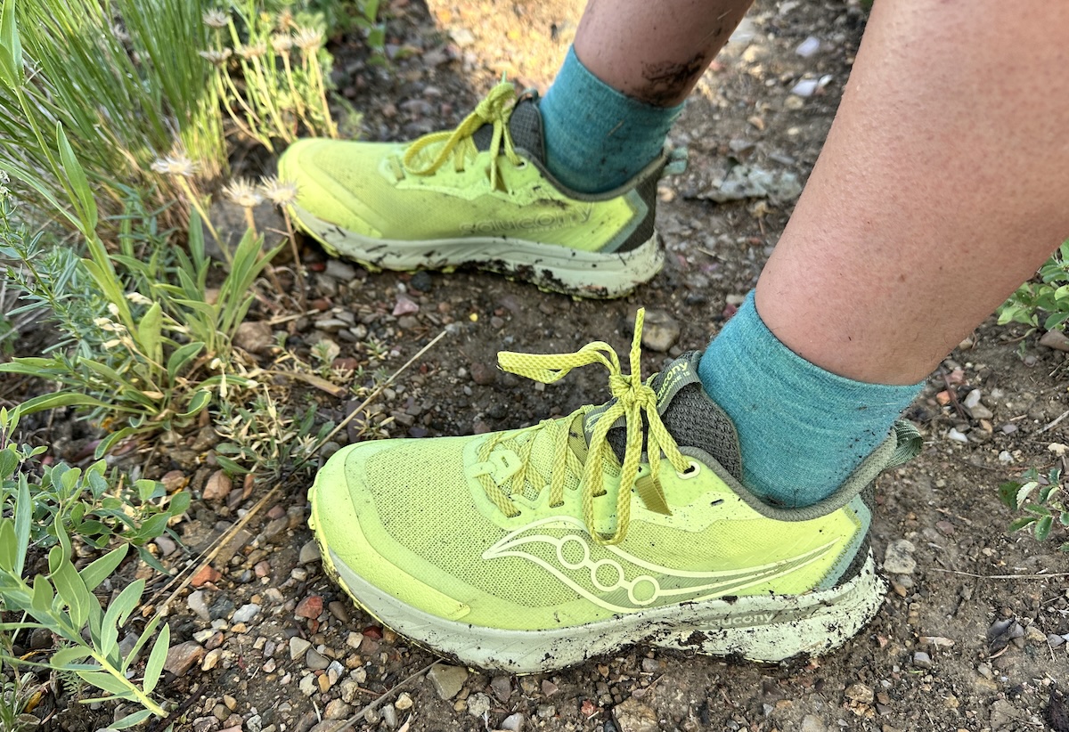 Saucony Peregrine 15 on the muddy trail 
