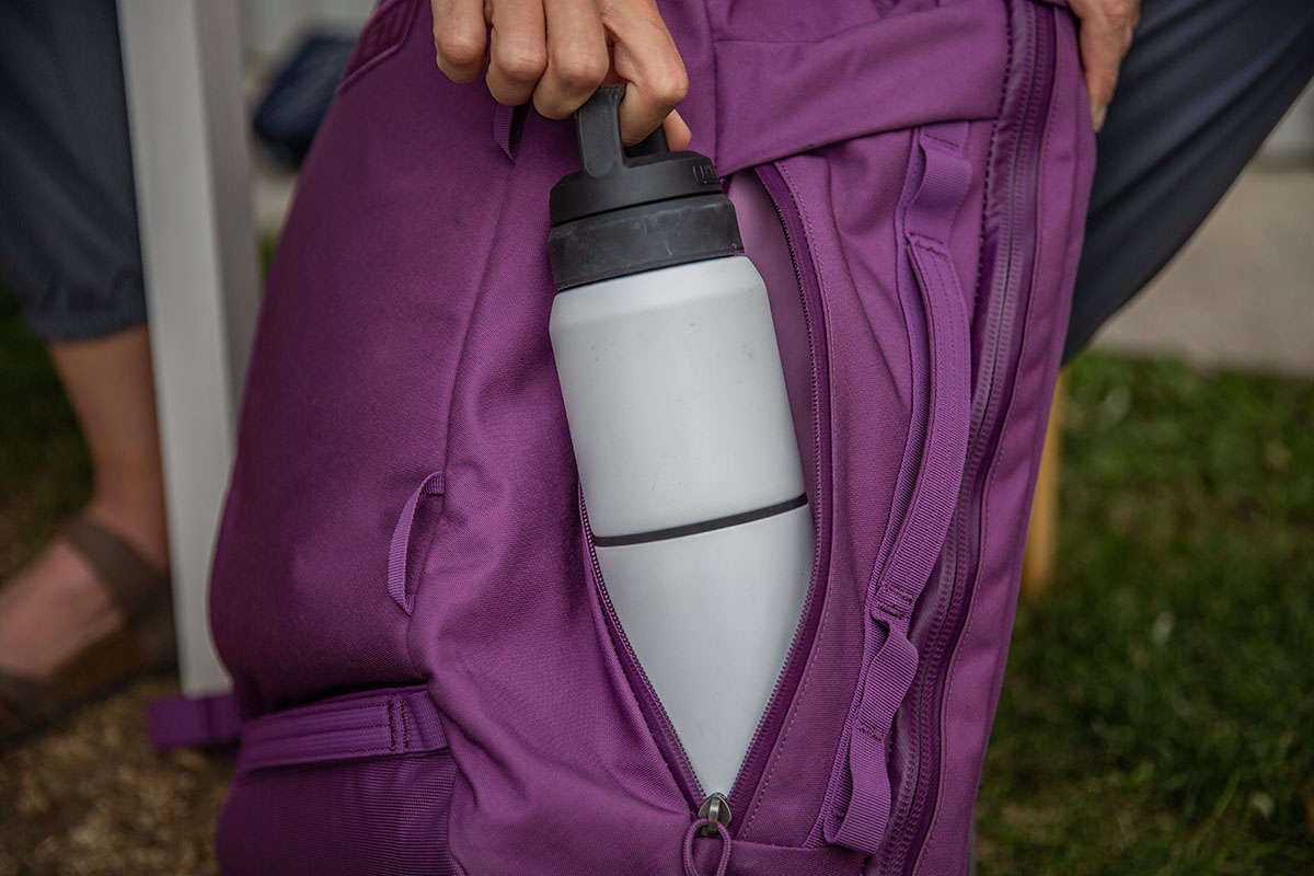 Travel backpack (YETI Crossroads 35L water bottle pocket)