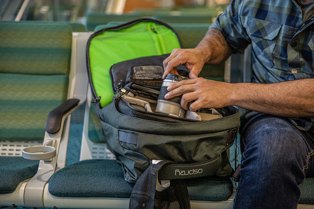 Travel backpack (organizing Osprey Farpoint)