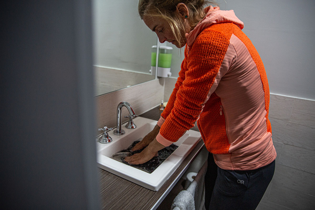 Women's travel pants (washing pants in hostel sink)