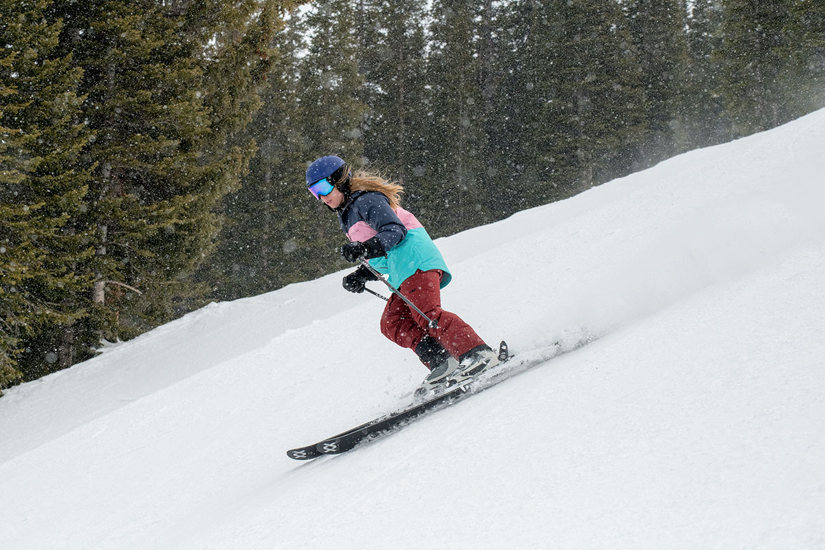 Women's all-mountain skis (turning on groomer)