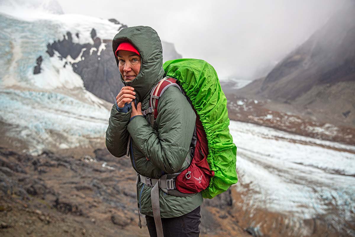 Included rain cover on Osprey Ariel backpacking backpack